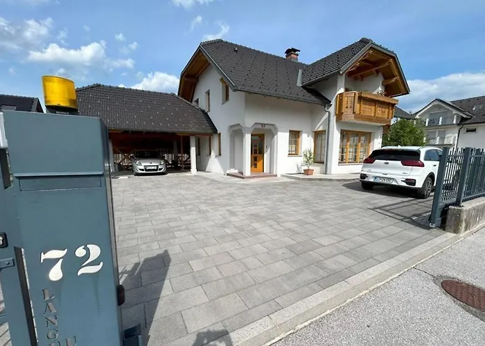 Sos Apartments